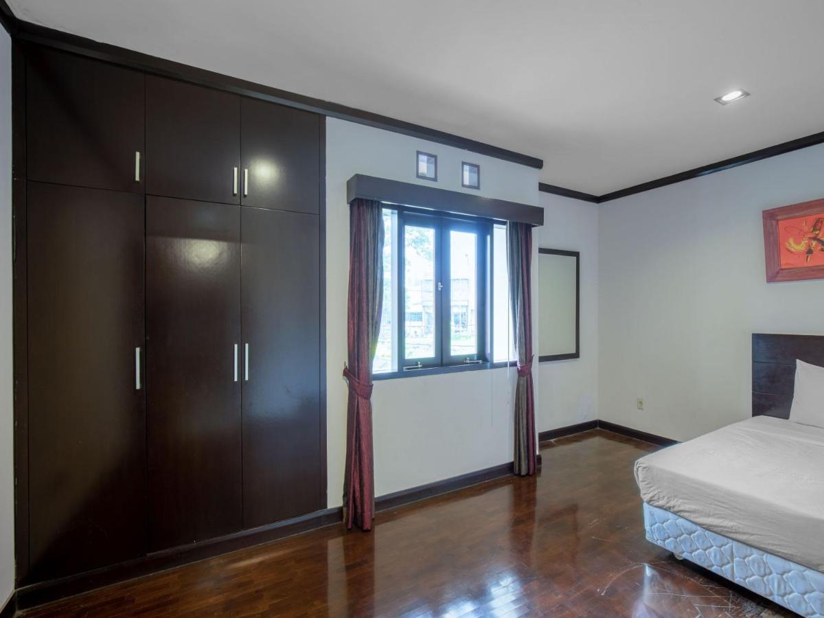 Takashimaya Hotel & Convention Лембанг Экстерьер фото