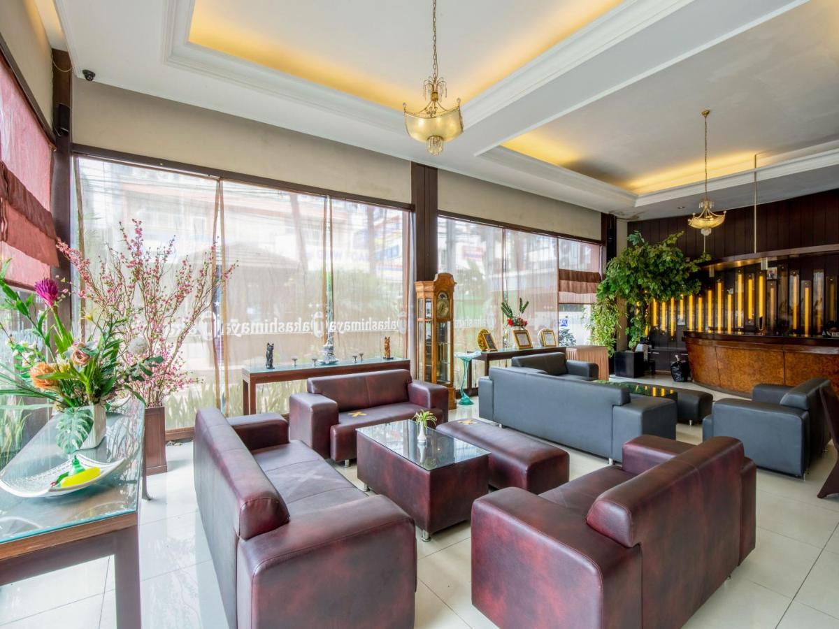 Takashimaya Hotel & Convention Лембанг Экстерьер фото